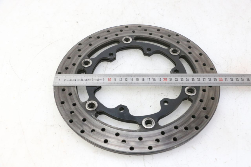 photo de PAIR OF FRONT BRAKE DISCS YAMAHA TDM ABS 900 (2002 - 2014) - Zoom on usage condition