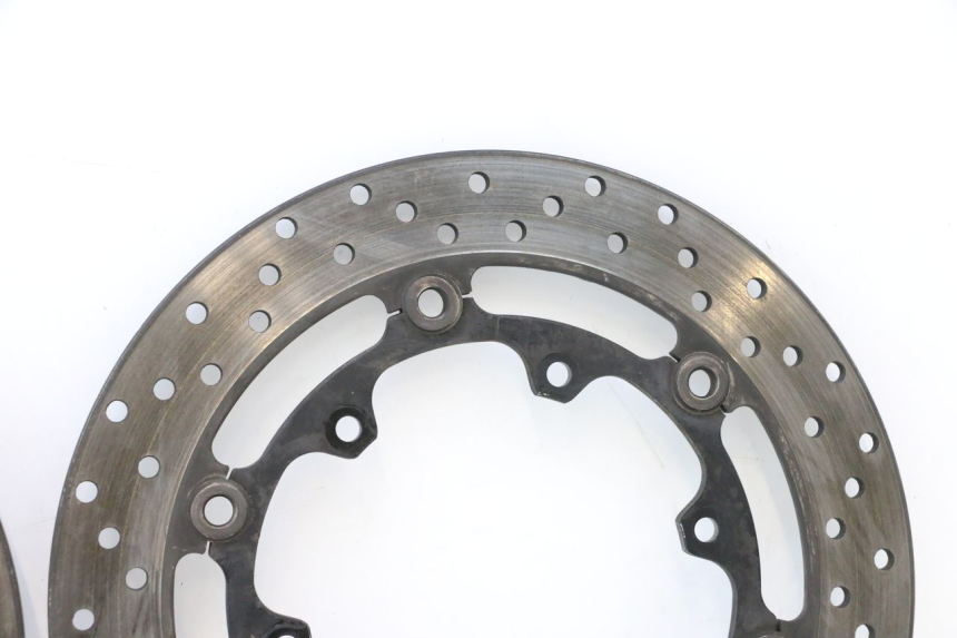photo de PAIR FRONT BRAKE DISC YAMAHA TDM ABS 900 (2002 - 2014) - Alternative perspective