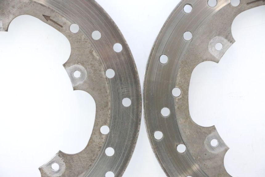 photo de PAIR OF FRONT BRAKE DISCS PIAGGIO X9 EVOLUTION 125 (2003 - 2007) - Technical close-up