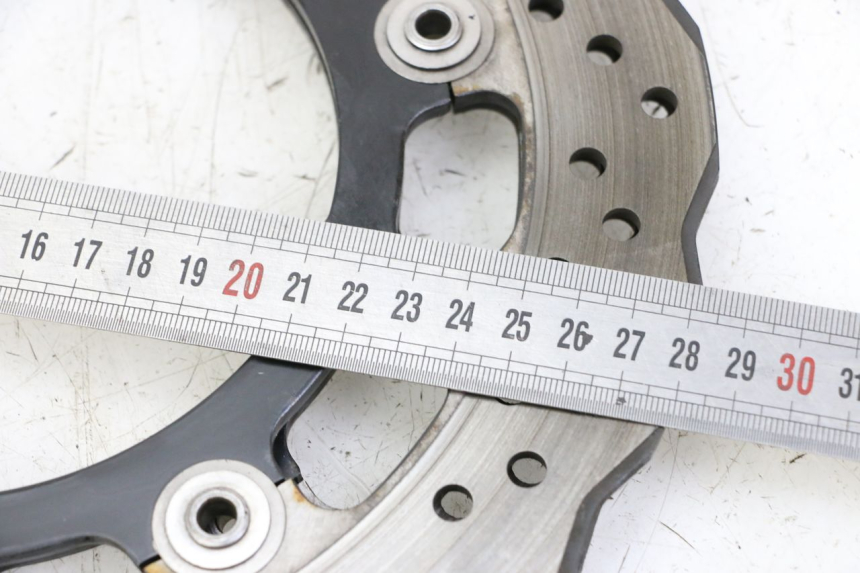 photo de PAIR FRONT BRAKE DISC YAMAHA TRACER 7 700 (2020 - 2024) - Alternative perspective