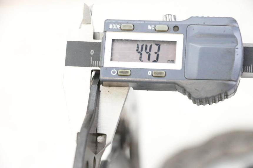 photo de PAIR FRONT BRAKE DISC YAMAHA TRACER 7 700 (2020 - 2024) - Fixing points details