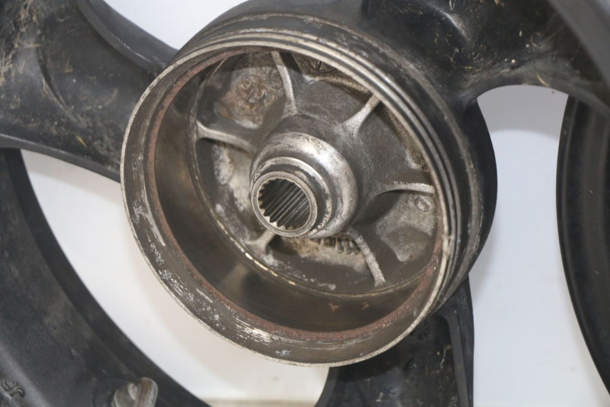 photo de PAIR OF RIMS KYMCO AGILITY 4T 50 (2005 - 2018) - Additional view of the item