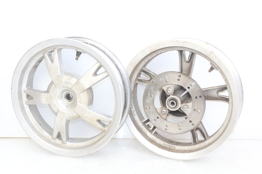 photo de PAIR OF RIMS PEUGEOT KISBEE 2T 50 (2010 - 2017) - Main view