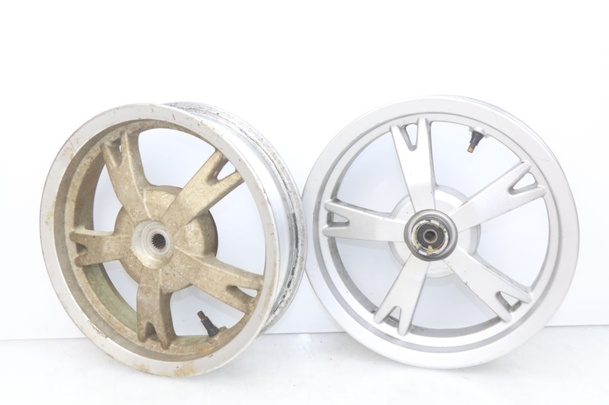 photo de PAIR OF RIMS PEUGEOT KISBEE 4T 50 (2010 - 2017) - Main view