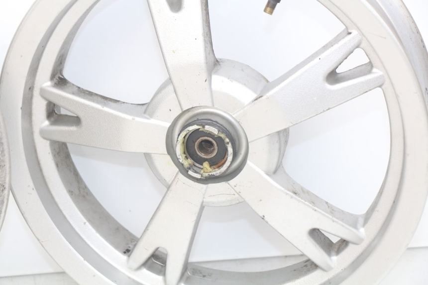 photo de PAIR OF RIMS PEUGEOT KISBEE 4T 50 (2010 - 2017) - Markings and original references