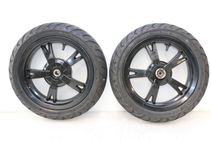 photo de PAIR OF RIMS PEUGEOT KISBEE 4T 50 (2018 - 2022) - Main view