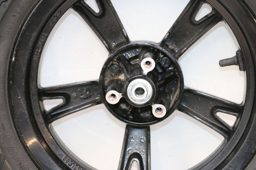 photo de PAIR OF RIMS PEUGEOT KISBEE 4T 50 (2018 - 2022) - Focus on structure