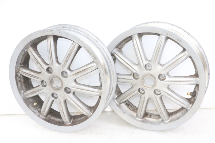 photo de PAIR OF RIMS PIAGGIO MP3 LT 300 (2010 - 2016) - Main view