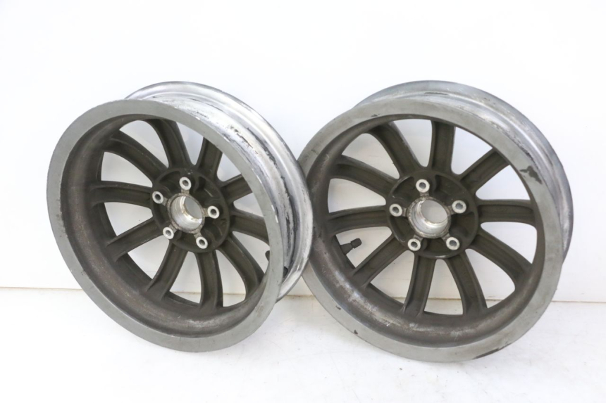 photo de RIMS PAIR PIAGGIO MP3 125 (2006 - 2014) - Zoom on usage condition