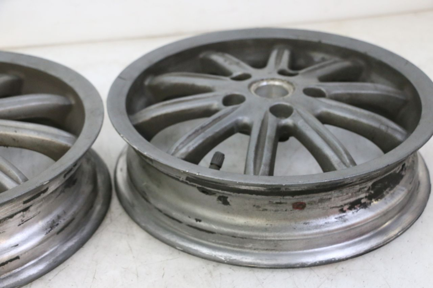 photo de RIMS PAIR PIAGGIO MP3 125 (2006 - 2014) - Main view
