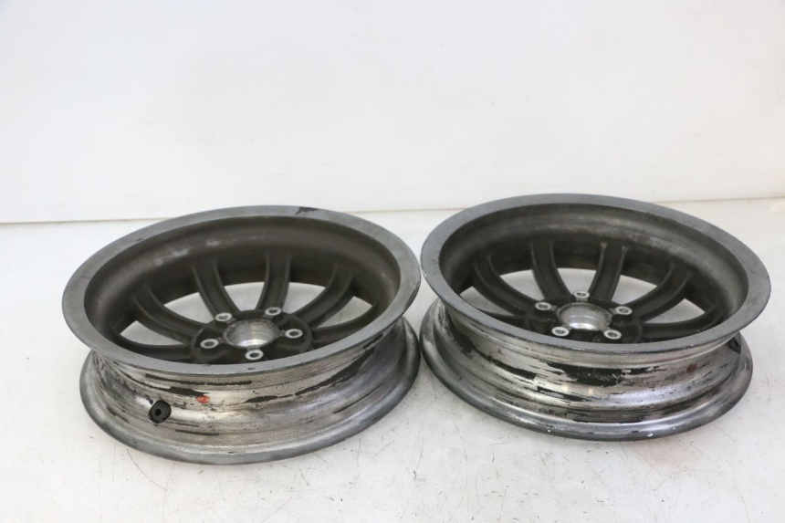 photo de RIMS PAIR PIAGGIO MP3 125 (2006 - 2014) - Technical close-up