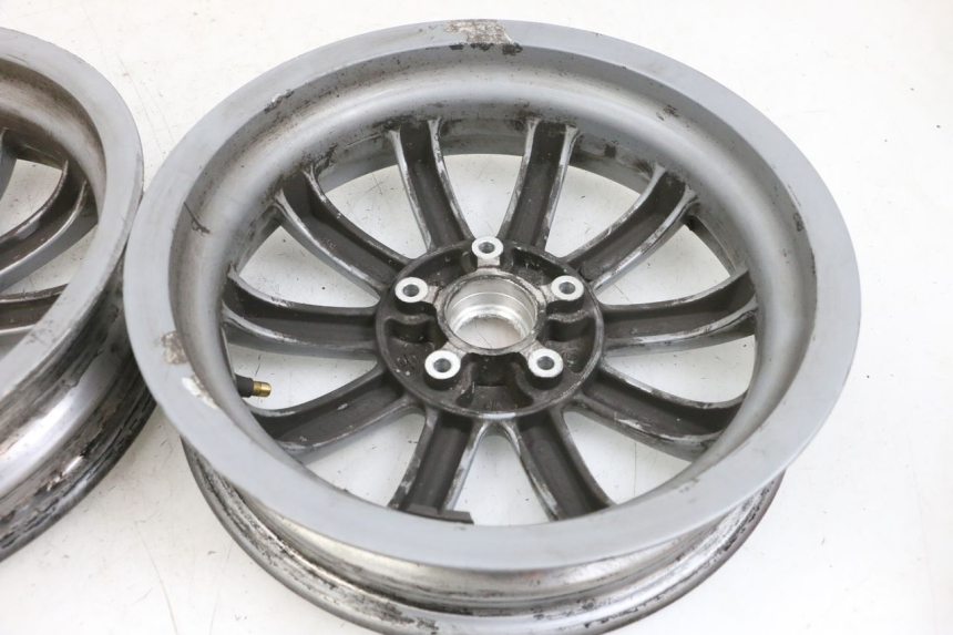 photo de RIMS PAIR PIAGGIO MP3 RL 250 (2006 - 2010) - Markings and original references