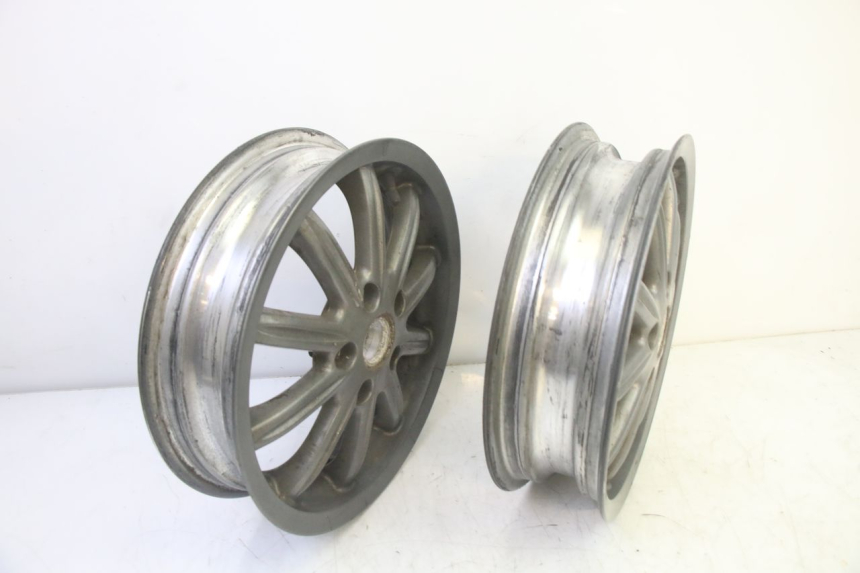 photo de RIMS PAIR PIAGGIO MP3 125 (2006 - 2014) - Alternative perspective