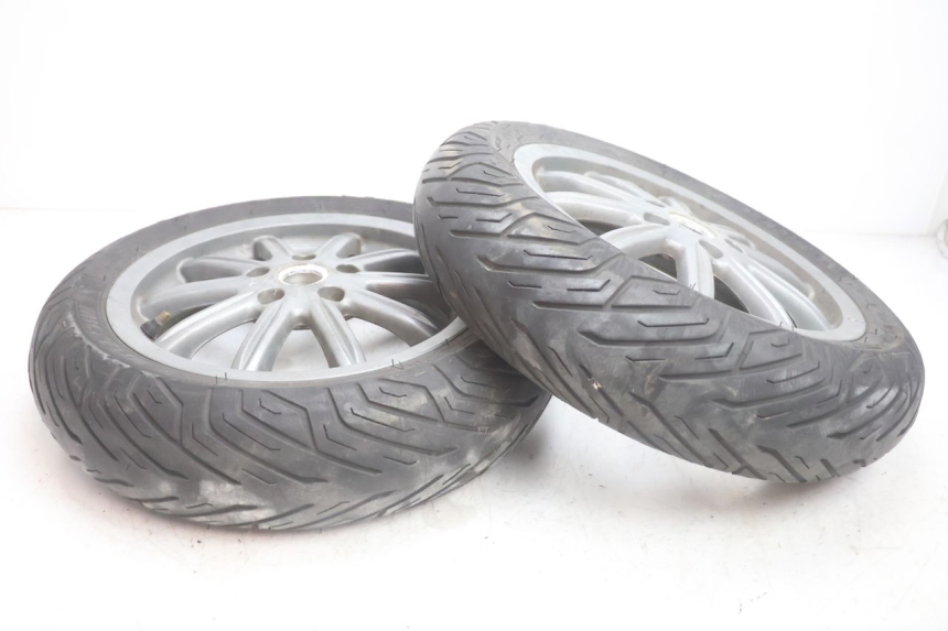 photo de RIMS PAIR PIAGGIO MP3 125 (2006 - 2014) - Additional view of the item
