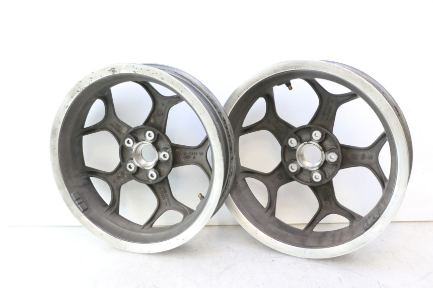 photo de RIMS PAIR PIAGGIO MP3 500 (2016 - 2018) - Surface and material condition