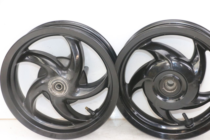 photo de RIMS PAIR PIAGGIO NEW TYPHOON 50 (2018 - 2021) - Alternative angle