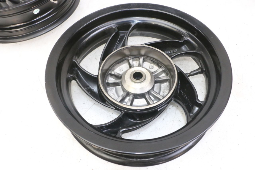 photo de RIMS PAIR PIAGGIO NEW TYPHOON 50 (2018 - 2021) - Surface and material condition