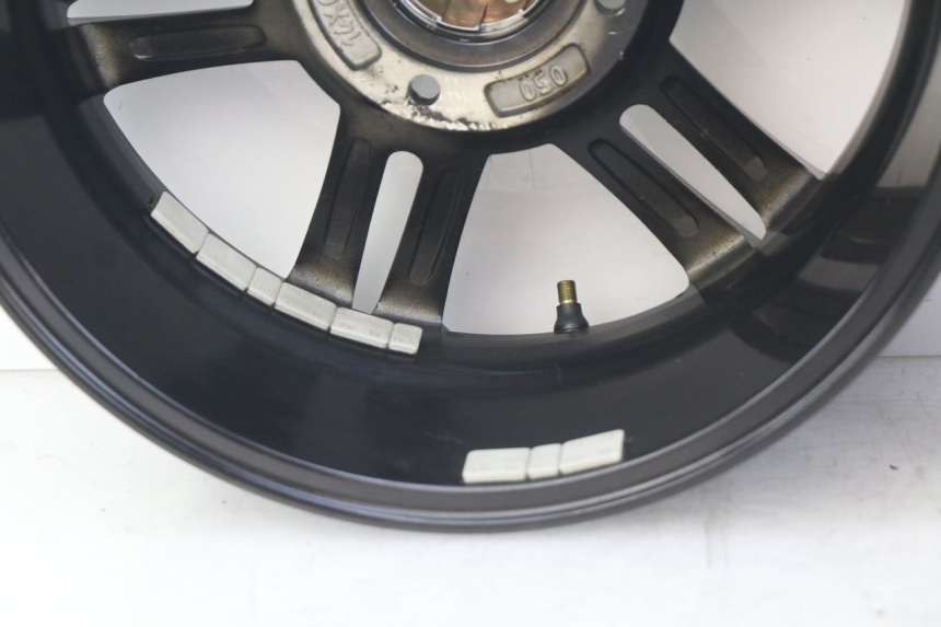 photo de PAIR OF RIMS SPY RACING F3 350 (2015 - 2022) - Markings and original references