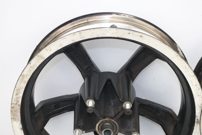 photo de RIMS PAIR PEUGEOT SATELIS 125 (2006 - 2009) - Distinctive features