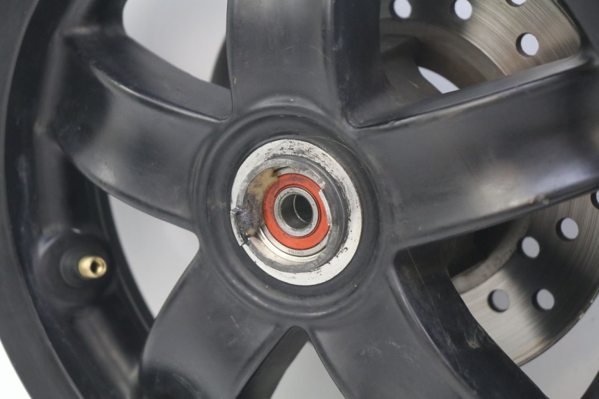 photo de PAIR OF RIMS PIAGGIO ZIP 4T 50 (2018 - 2020) - Additional view of the item