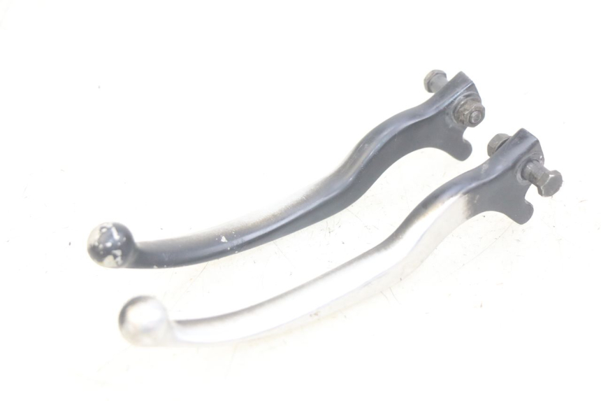 photo de BRAKE LEVER PAIR PIAGGIO X8 125 (2004 - 2007) - Alternative perspective