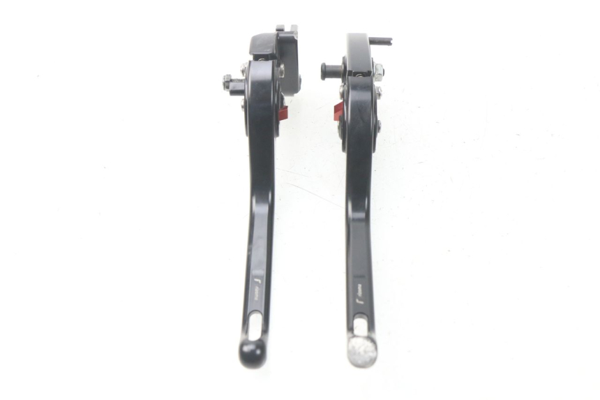 photo de BRAKE LEVER KAWASAKI Z Z900 900 (2017 - 2019) - Surface and material condition