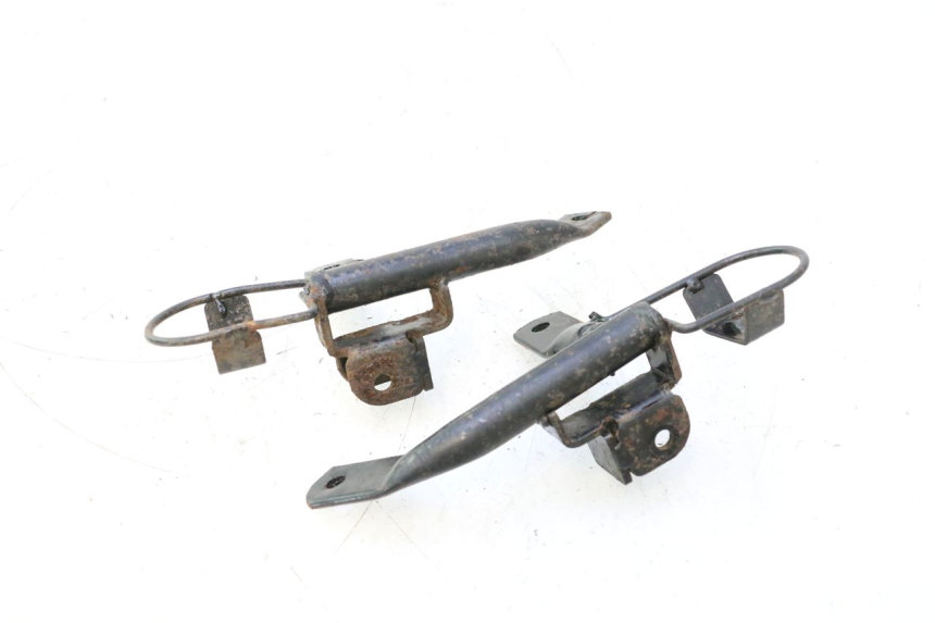 photo de PAIR REAR MOUNT FOOTRESTS CF MOTO E-CHARM 125 (2005 - 2008) - Component detail