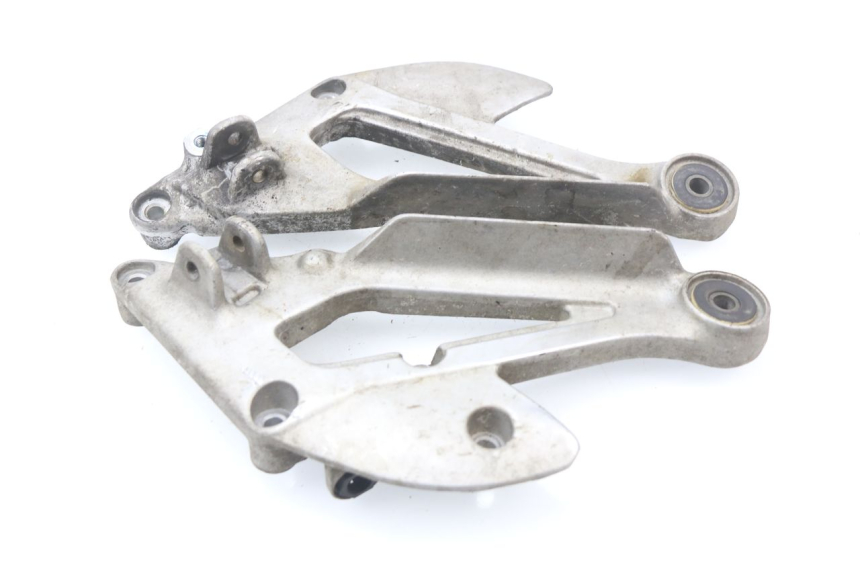 photo de PAIR FRONT MOUNT FOOTRESTS YAMAHA XJ600 XJ DIVERSION 600 (1992 - 1997) - Fixing points details