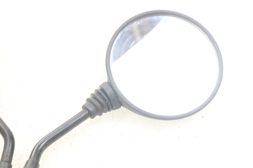 photo de PAIR OF REARVIEW MIRRORS KYMCO AGILITY RS 4T 50 (2009 - 2013) - Zoom on usage condition