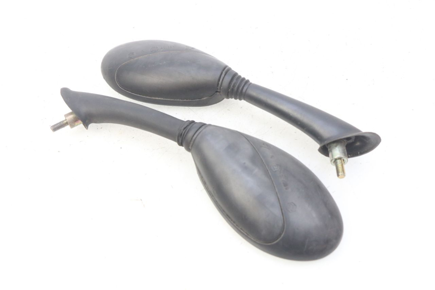 photo de PAIR OF REARVIEW MIRRORS PIAGGIO FLY 100 (2006 - 2010) - Surface and material condition