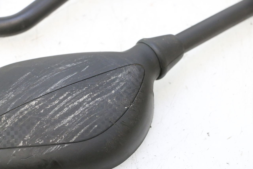 photo de PAIR OF REARVIEW MIRRORS PEUGEOT LUDIX 50 (2008 - 2017) - Surface and material condition