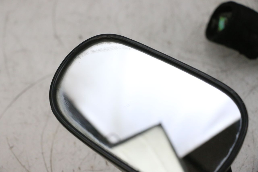 photo de MIRRORS HONDA NSR R 125 (1994 - 2003) - High-resolution close-up