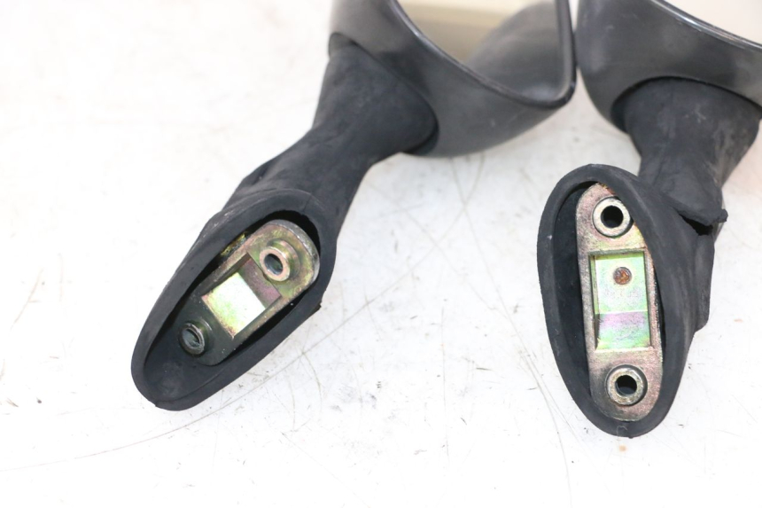 photo de MIRRORS HONDA NSR R 125 (1994 - 2003) - Zoom on usage condition