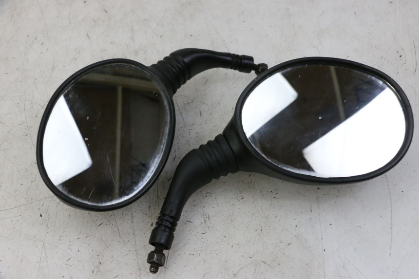 photo de PAIR OF REARVIEW MIRRORS YAMAHA YP MAJESTY 125 (2007 - 2010) - Component detail