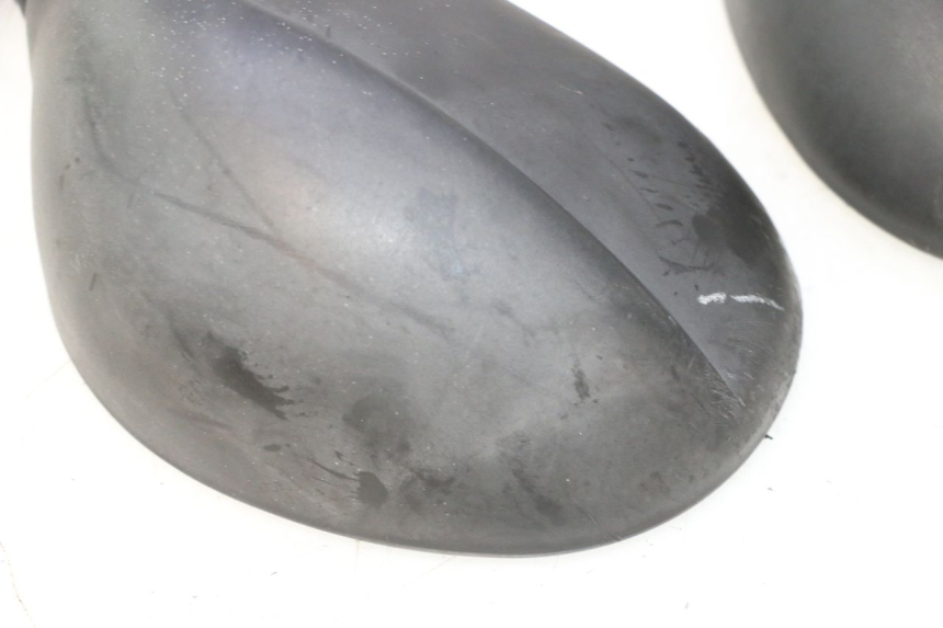 photo de MIRRORS YAMAHA YP MAJESTY 125 (1998 - 2001) - Distinctive features