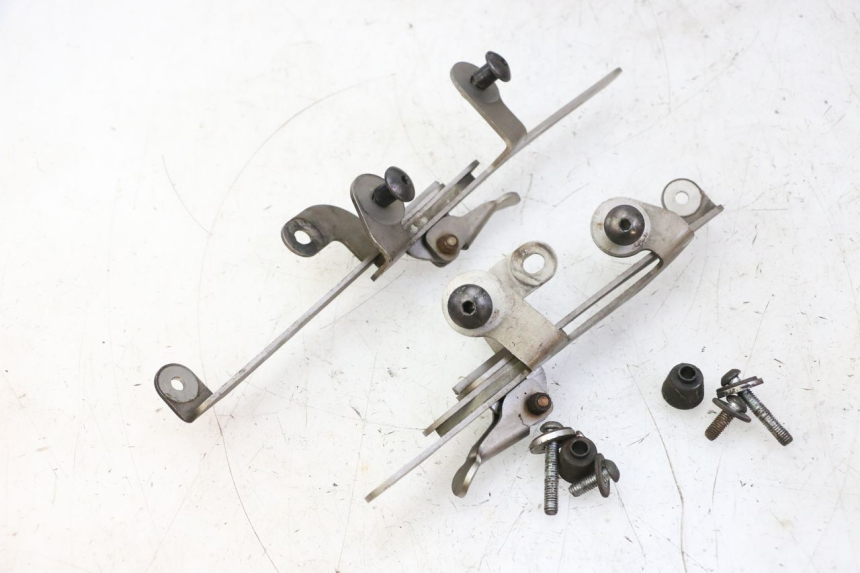 photo de WINDSCREEN QUADRO 4 4D 350 (2015 - 2018) - Checked used part