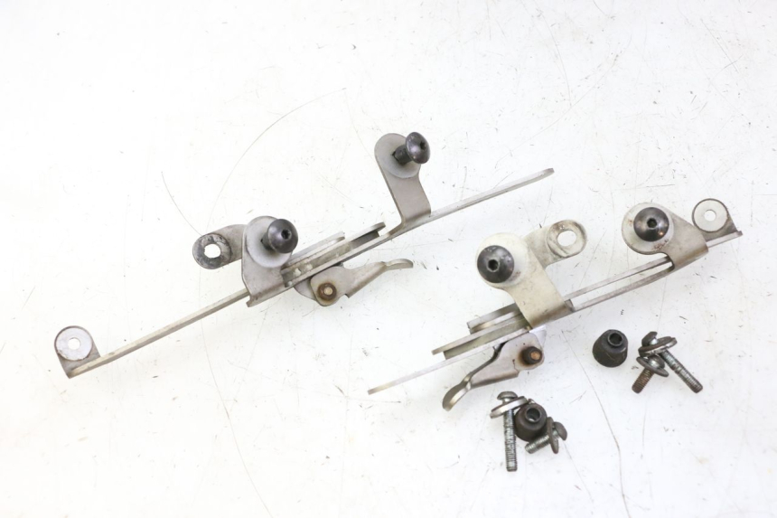 photo de WINDSCREEN QUADRO 4 4D 350 (2015 - 2018) - Markings and original references