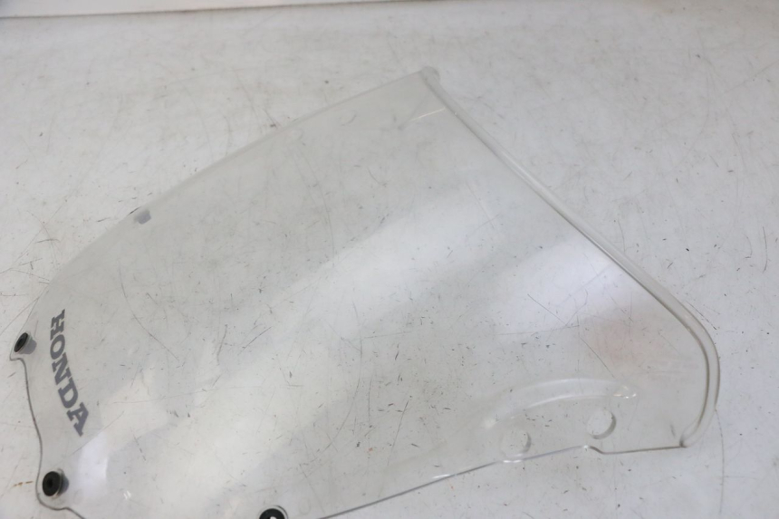 photo de WINDSCREEN HONDA CBR RR FIREBLADE 900 (1992 - 1994) - Surface and material condition