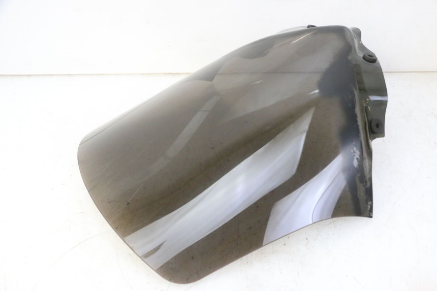 photo de WINDSCREEN PEUGEOT CITYSTAR 50 (2013 - 2017) - Fixing points details