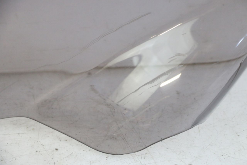 photo de WINDSCREEN PEUGEOT ELYSTAR 125 (2002 - 2007) - Alternative angle