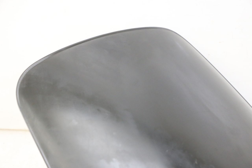 photo de WINDSCREEN PEUGEOT ELYSTAR 50 (2002 - 2014) - Focus on structure