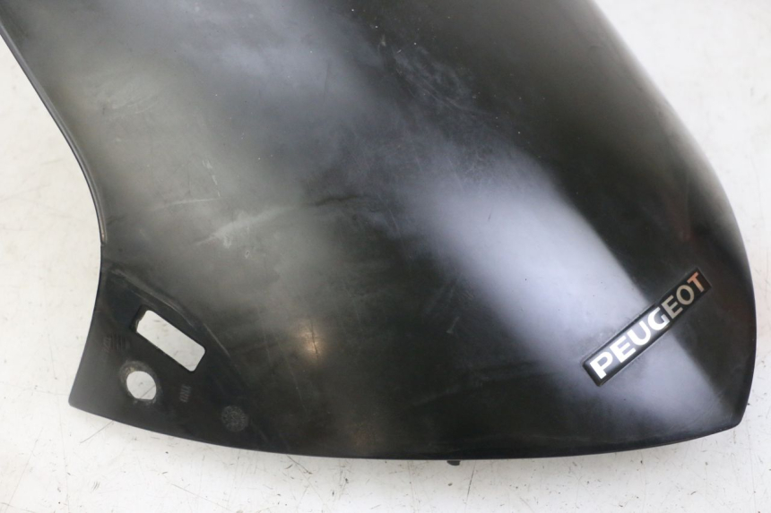 photo de WINDSCREEN PEUGEOT ELYSTAR 50 (2002 - 2014) - Technical close-up