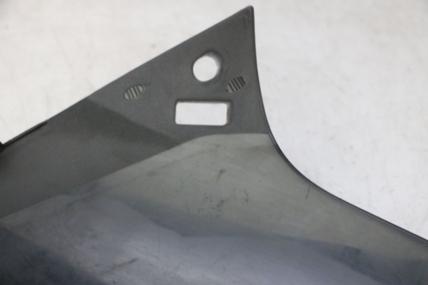 photo de WINDSCREEN PEUGEOT ELYSTAR 50 (2002 - 2014) - Technical close-up