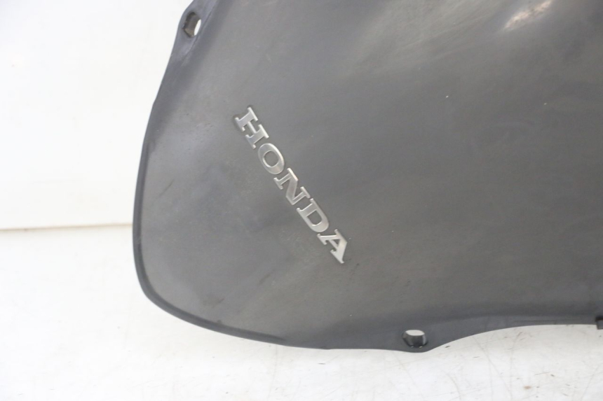 photo de WINDSCREEN HONDA FORZA ABS 300 (2013 - 2017) - Distinctive features