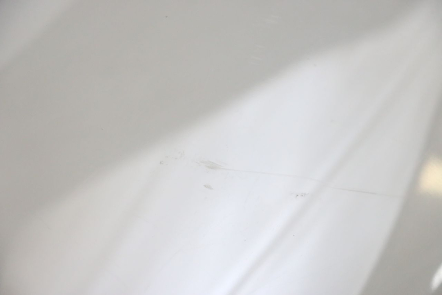 photo de WINDSCREEN PEUGEOT GEOPOLIS RS 125 (2007 - 2009) - Technical close-up