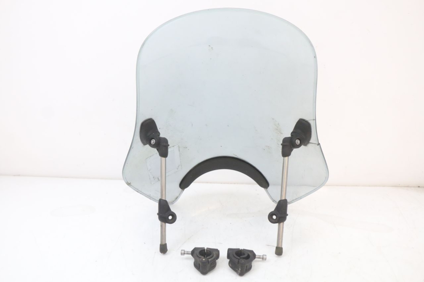 photo de WINDSCREEN SUZUKI GN 125 (1997 - 2000) - Technical close-up