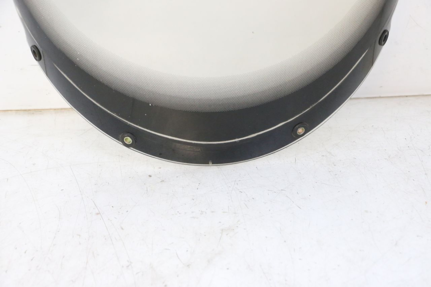 photo de WINDSCREEN KYMCO GRAND DINK 125 (2002 - 2007) - High-resolution close-up