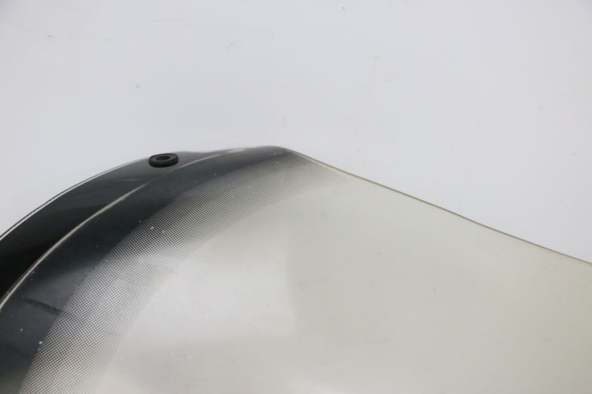 photo de WINDSCREEN KYMCO GRAND DINK 125 (2002 - 2007) - Zoom on usage condition