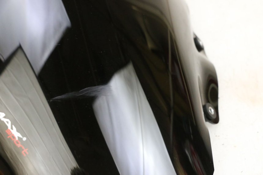 photo de WINDSCREEN PIAGGIO MP3 HPE 300 (2019 - 2026) - Surface and material condition