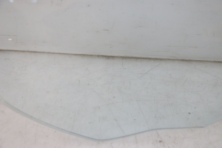 photo de WINDSCREEN PIAGGIO MP3 125 (2006 - 2014) - Additional view of the item